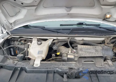 2015 Chevrolet Express 2500 Work Van z USA, uszkodzony, nr VIN 1GCWGFFF3F1107535